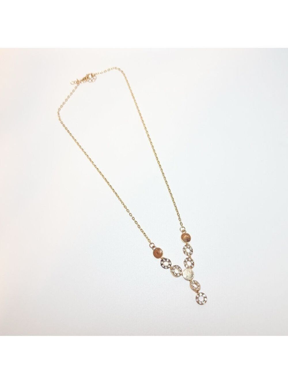 Elegant Gold and rhinestone Pendant Necklace